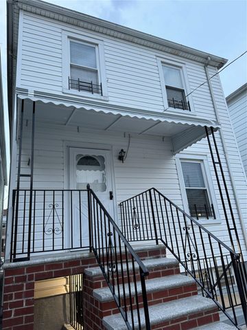 1845 Tomlinson Avenue, Bronx, NY 10461