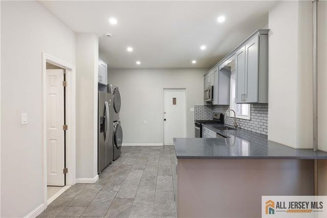 344 Market Street, Perth Amboy, NJ 08861