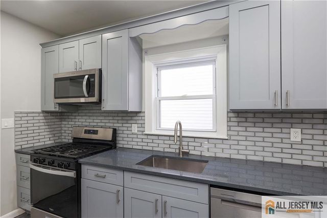 344 Market Street, Perth Amboy, NJ 08861