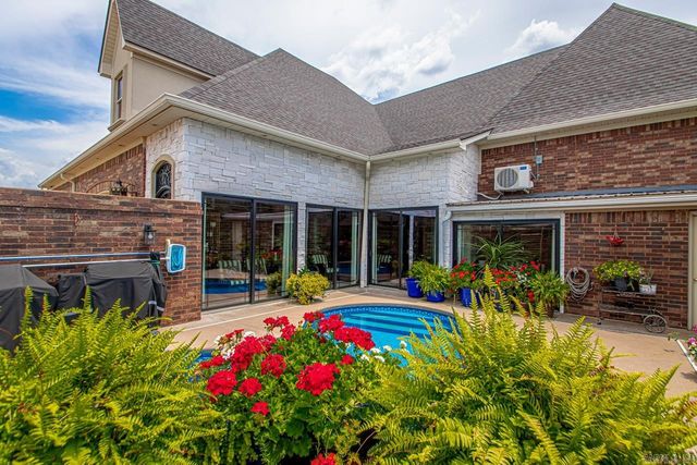 418 Suncrest Street, Bryant, AR 72011