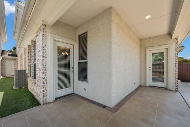 2505 Fountain Cove, Carrollton, TX 75006