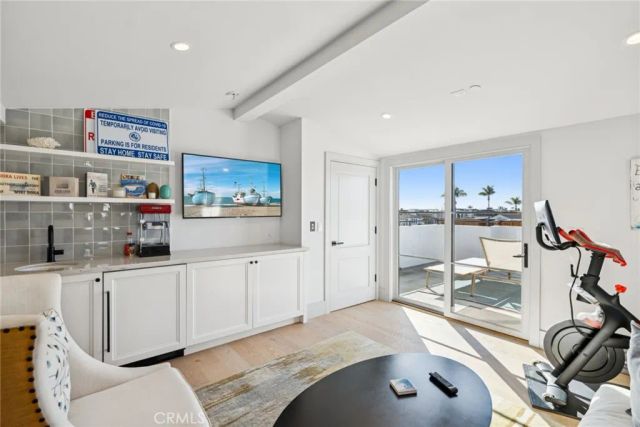 503 L Street, Newport Beach, CA 92661