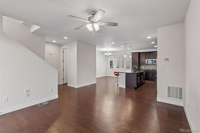 15613 E Broncos Place, Englewood, CO 80112