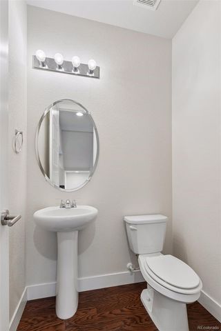 15613 E Broncos Place, Englewood, CO 80112