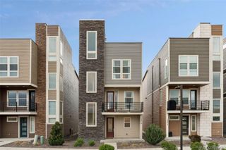 15613 E Broncos Place, Englewood, CO 80112