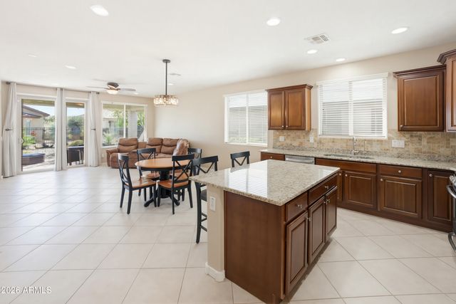 27077 W ESCUDA Drive, Buckeye, AZ 85396