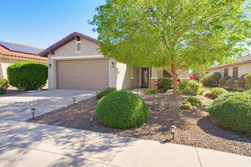 27077 W ESCUDA Drive, Buckeye, AZ 85396