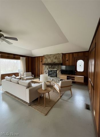 10076 Sherman Road, Chesterland, OH 44026