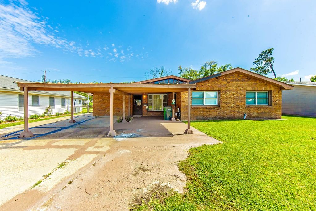 710 Kenney Street, Houma, LA 70364