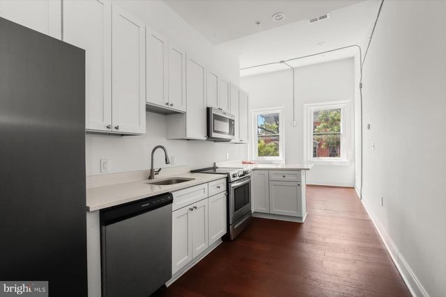14 E READ ST, Baltimore, MD 21202