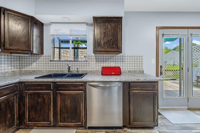 5825 Bittersweet Drive, West Lafayette, IN 47906