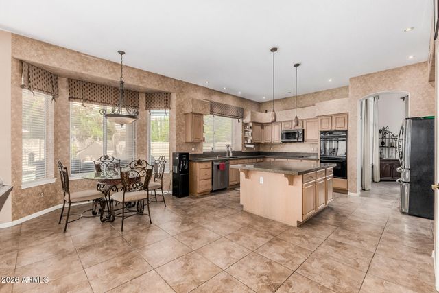 4554 W DETROIT Street, Chandler, AZ 85226