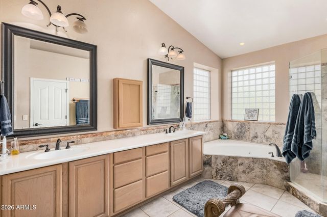 4554 W DETROIT Street, Chandler, AZ 85226