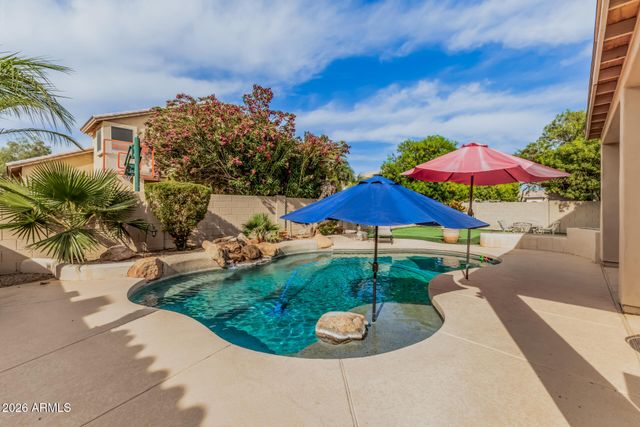 4554 W DETROIT Street, Chandler, AZ 85226