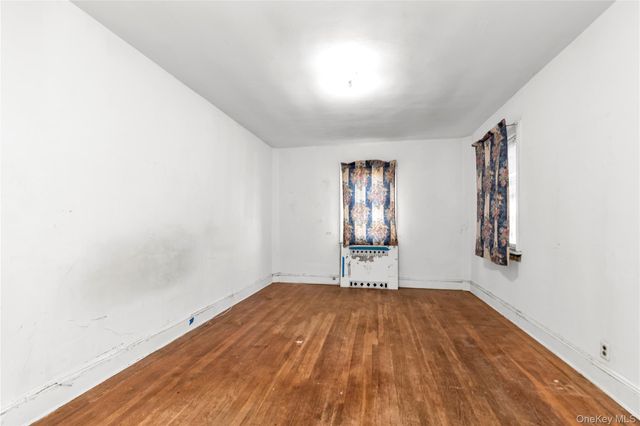 141 05 59th Avenue, Flushing, NY 11355