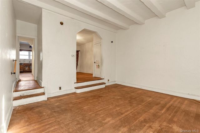 141 05 59th Avenue, Flushing, NY 11355