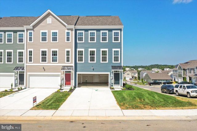 64 STAFFORD PL, Falling Waters, WV 25419