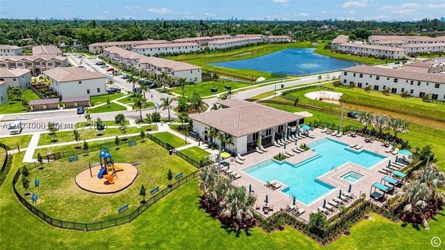 12432 NW 23rd Ct, Miami, FL 33167