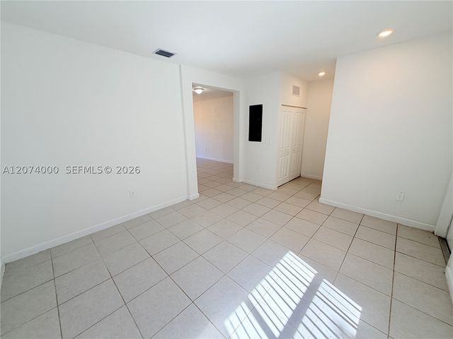 12432 NW 23rd Ct, Miami, FL 33167