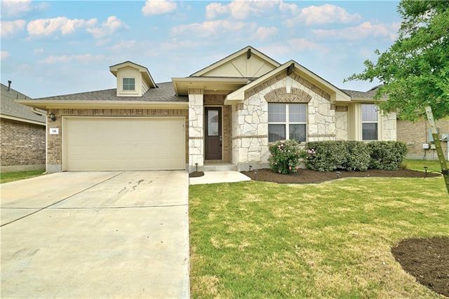 116 W Highfield ST, Hutto, TX 78634