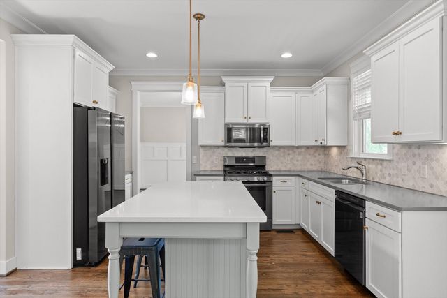 7231 Neville Drive, Ooltewah, TN 37363