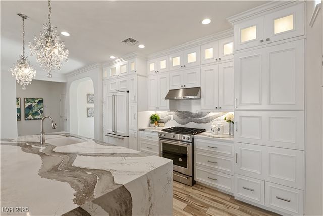 2012 Duke Of York Drive, Laughlin, NV 89029