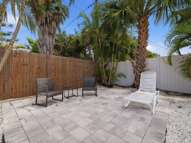 1207 1ST STREET, Indian Rocks Beach, FL 33785