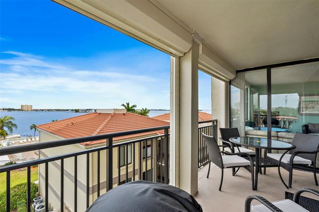 6372 PALMA DEL MAR BOULEVARD S 406, St Petersburg, FL 33715