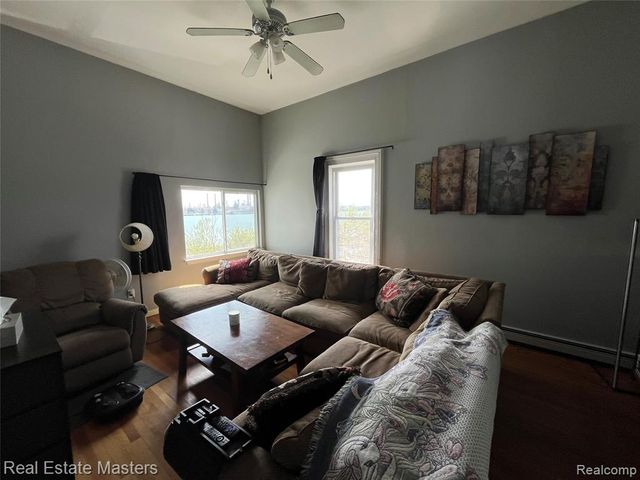 2108 Military Street, Port Huron, MI 48060