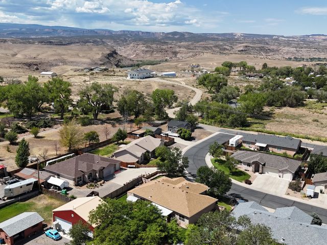 176 Country Ridge Road, Grand Junction, CO 81503