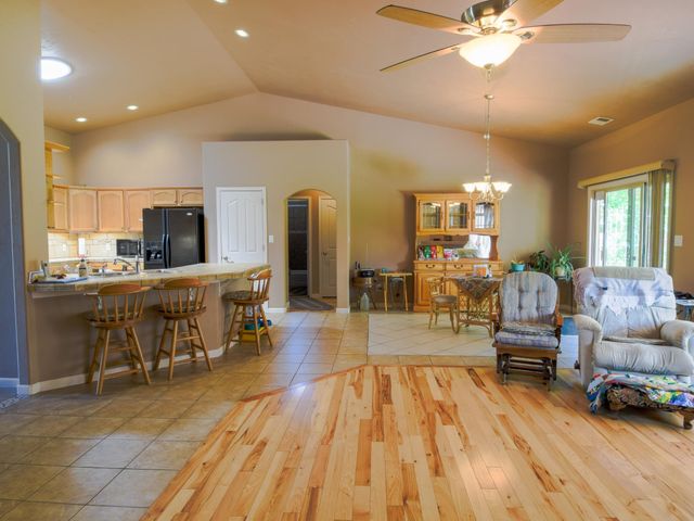 176 Country Ridge Road, Grand Junction, CO 81503