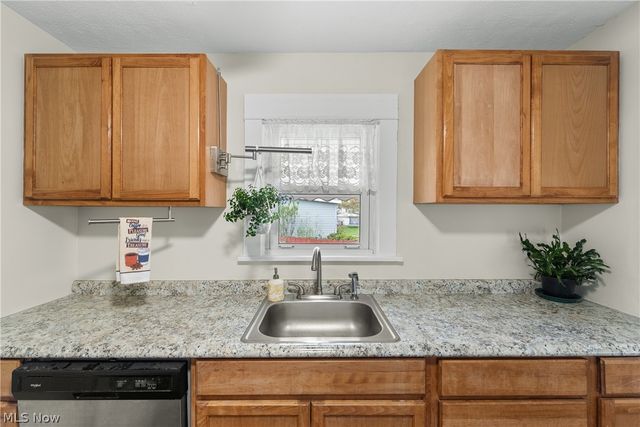 588 Jackson Street, Amherst, OH 44001