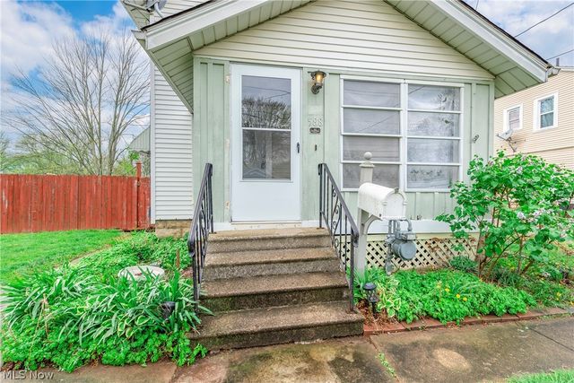 588 Jackson Street, Amherst, OH 44001