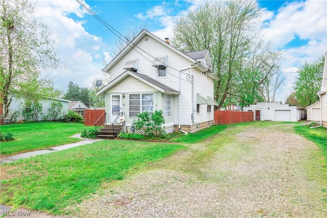 588 Jackson Street, Amherst, OH 44001