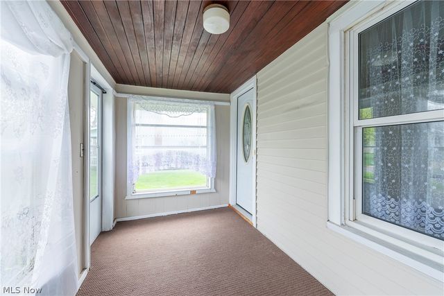 588 Jackson Street, Amherst, OH 44001