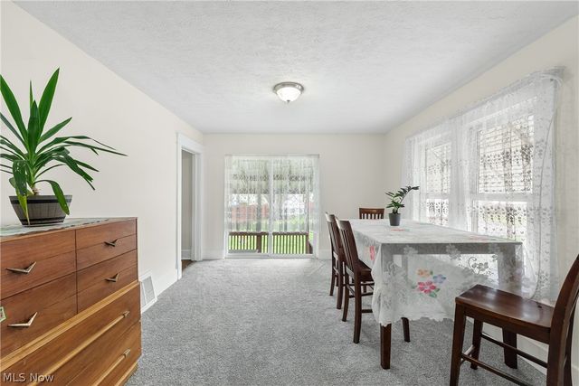 588 Jackson Street, Amherst, OH 44001
