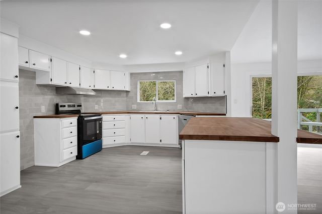 3722 Delphi Road SW, Olympia, WA 98512