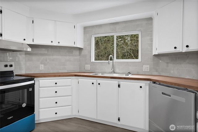 3722 Delphi Road SW, Olympia, WA 98512