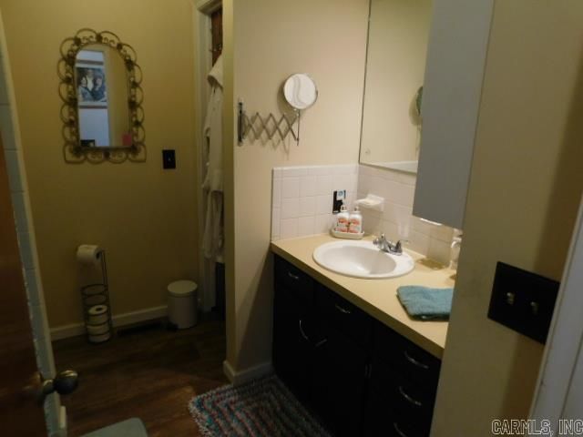 614 E 1st, Mountain Home, AR 72653