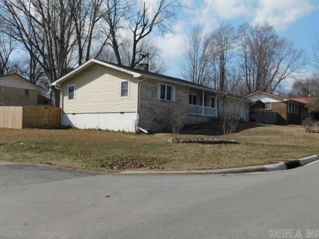 614 E 1st, Mountain Home, AR 72653