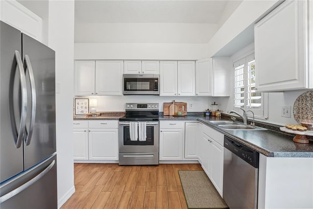 11106 WINDPOINT DRIVE W, Tampa, FL 33635