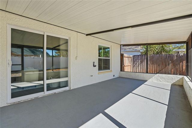 11106 WINDPOINT DRIVE W, Tampa, FL 33635