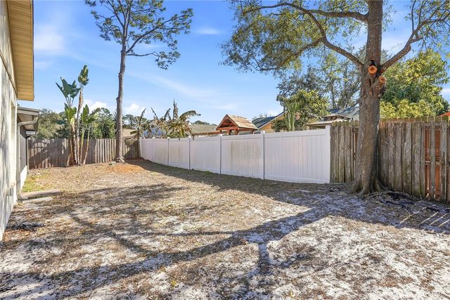 11106 WINDPOINT DRIVE W, Tampa, FL 33635