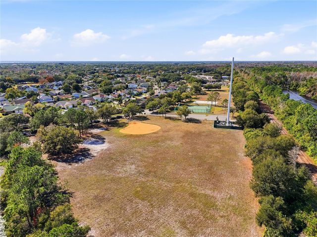 11106 WINDPOINT DRIVE W, Tampa, FL 33635