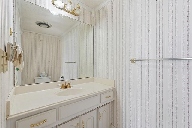 130 Waterside Lane, Hot Springs, AR 71913