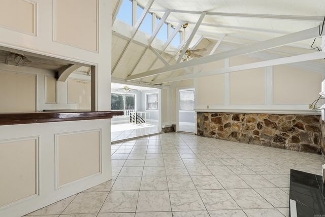 130 Waterside Lane, Hot Springs, AR 71913