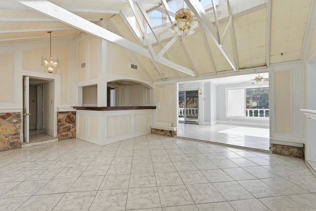 130 Waterside Lane, Hot Springs, AR 71913