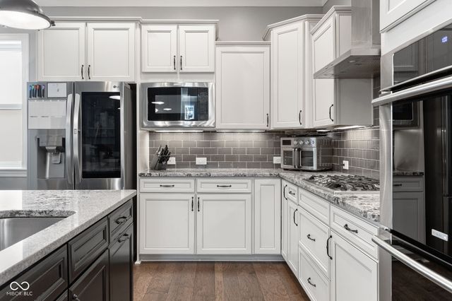 450 1st Avenue SE, Carmel, IN 46032