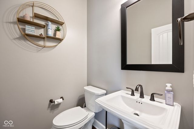 450 1st Avenue SE, Carmel, IN 46032