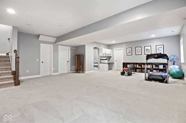 450 1st Avenue SE, Carmel, IN 46032